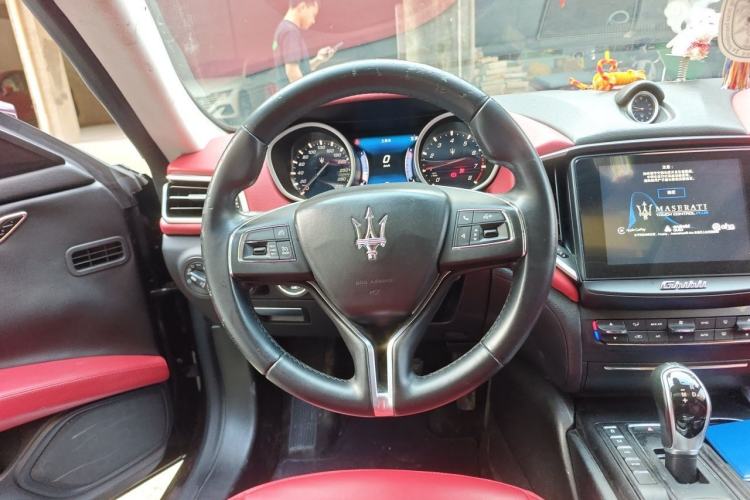 Used Maserati Ghibli 2017 3.0T Standard Edition Steering Wheel