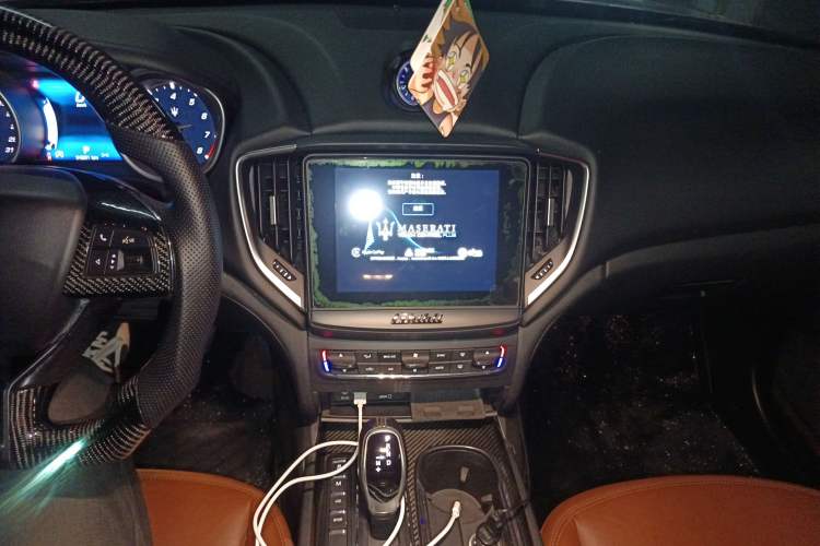 Used Maserati Ghibli 2017 3.0T Standard Edition Audio And AC Panel