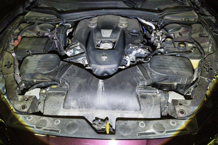 Used Maserati Ghibli 2017 3.0T Standard Edition Engine Bay