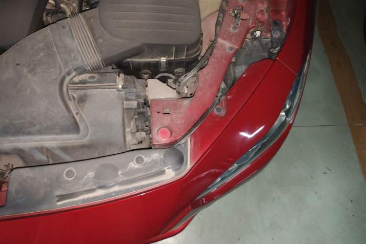Used Maserati Ghibli 2017 3.0T Standard Edition Engine Bay Left