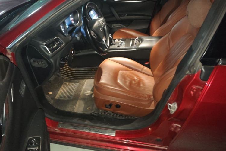 Used Maserati Ghibli 2017 3.0T Standard Edition Left Front Seat