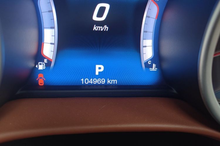 Used Maserati Ghibli 2017 3.0T Standard Edition Odometer Close Up