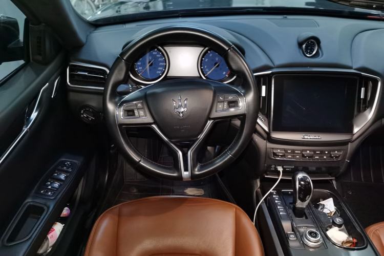 Used Maserati Ghibli 2017 3.0T Standard Edition Steering Wheel