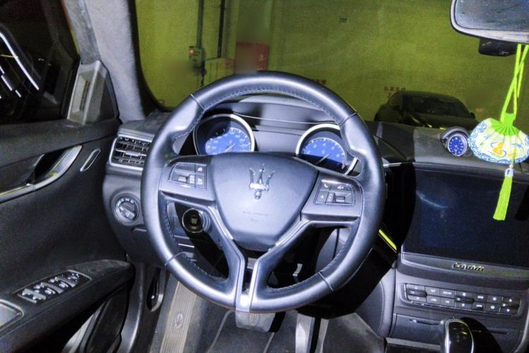 Used Maserati Ghibli 2017 3.0T Standard Edition Steering Wheel