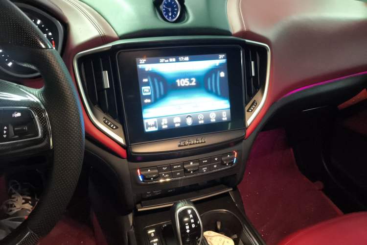 Used Maserati Ghibli 2017 3.0T Standard Edition Audio And AC Panel