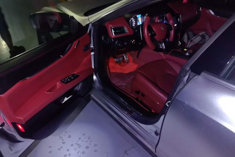 Used Maserati Ghibli 2017 3.0T Standard Edition Driver Seat