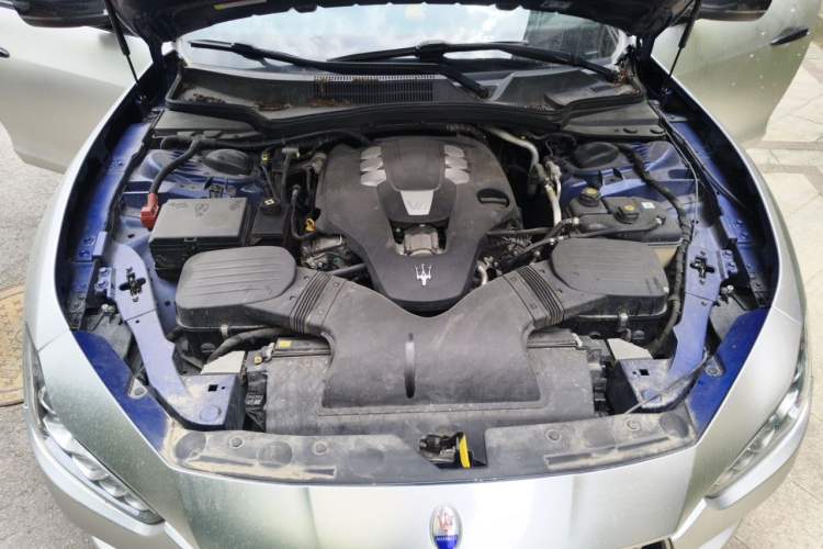 Used Maserati Ghibli 2017 3.0T Standard Edition Engine Bay