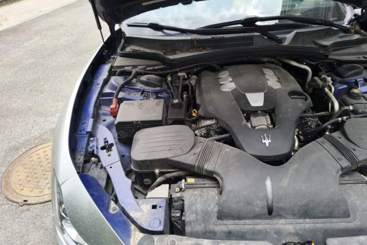 Used Maserati Ghibli 2017 3.0T Standard Edition Engine Bay Right