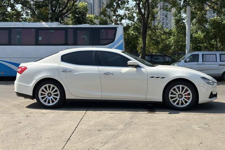 Used Maserati Ghibli 2017 3.0T Standard Edition Exterior 6