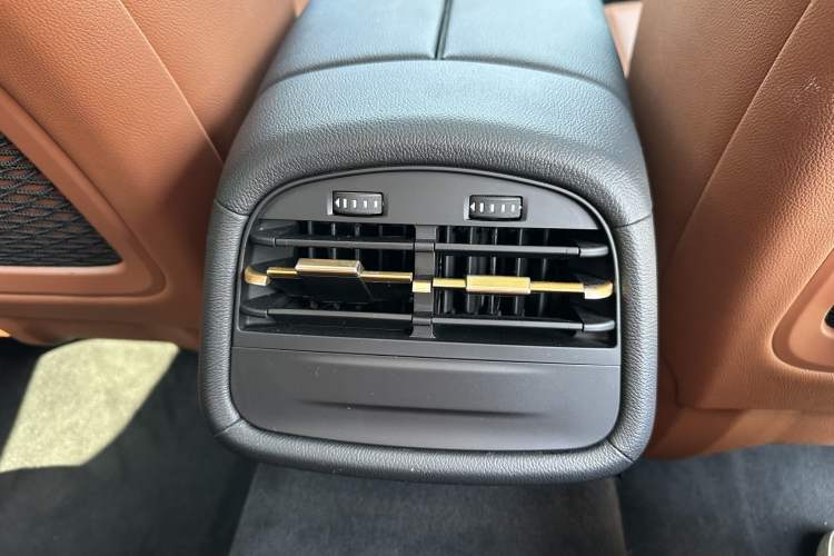 Used Maserati Ghibli 2017 3.0T Standard Edition Interior 14