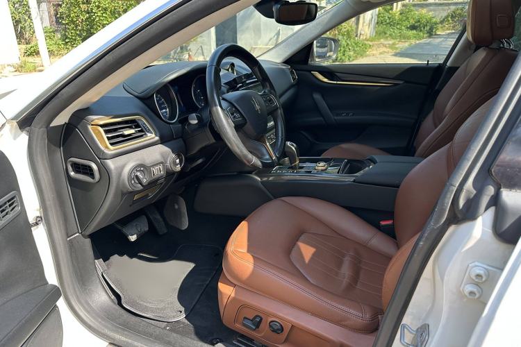 Used Maserati Ghibli 2017 3.0T Standard Edition Left Front Seat