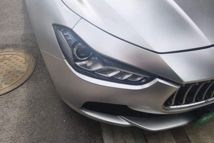 Used Maserati Ghibli 2017 3.0T Standard Edition Right Front Headlight