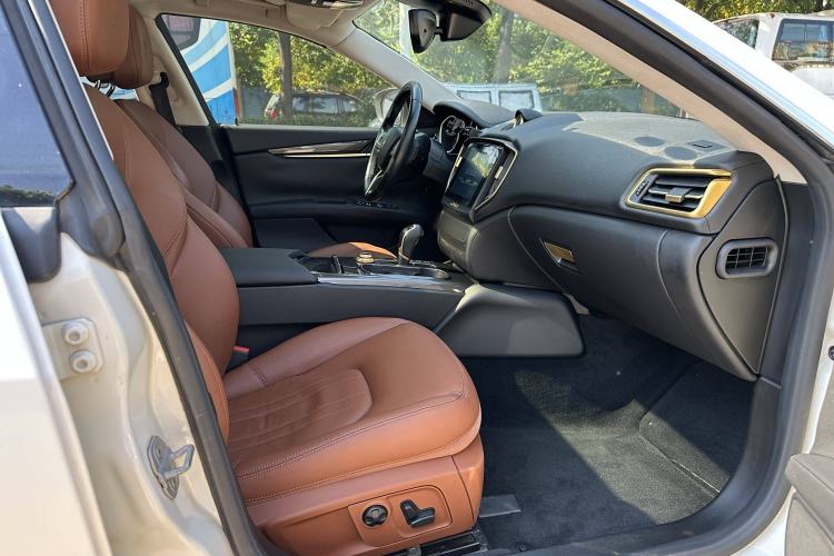 Used Maserati Ghibli 2017 3.0T Standard Edition Right Front Seat