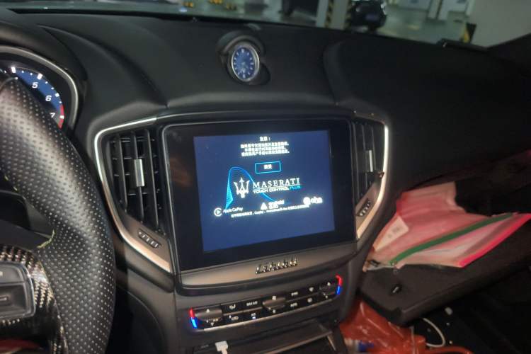 Used Maserati Ghibli 2017 3.0T Standard Edition Audio And AC Panel