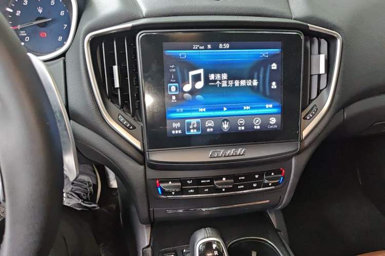Used Maserati Ghibli 2017 3.0T Standard Edition Audio And AC Panel