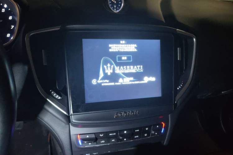 Used Maserati Ghibli 2017 3.0T Standard Edition Audio And AC Panel