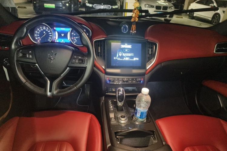Used Maserati Ghibli 2017 3.0T Standard Edition Center Console