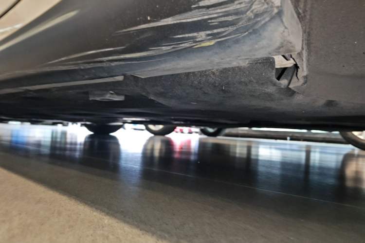 Used Maserati Ghibli 2017 3.0T Standard Edition Chassis Rear Left