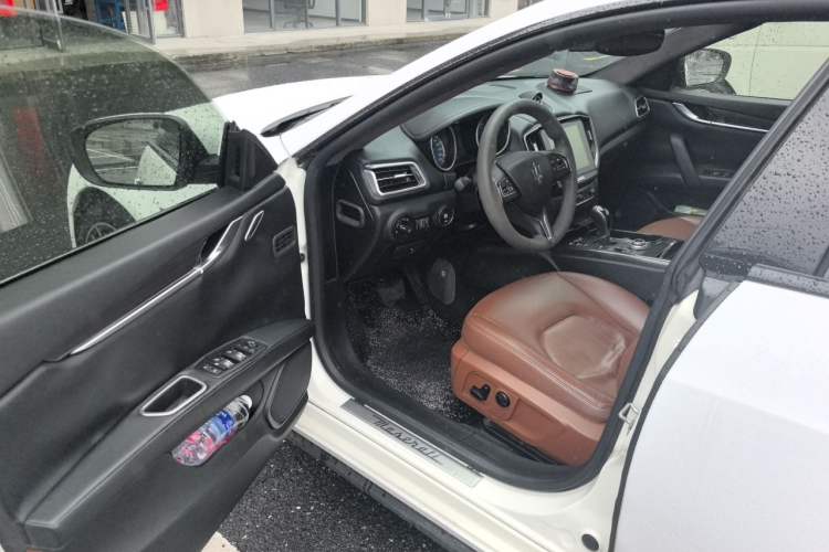 Used Maserati Ghibli 2017 3.0T Standard Edition Driver Seat