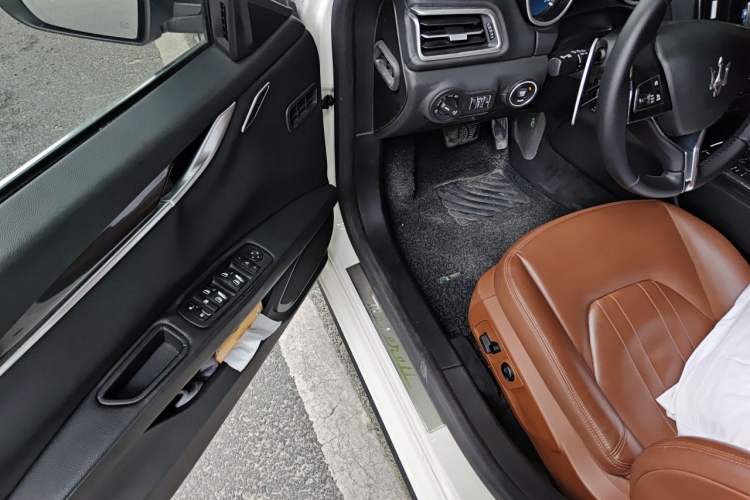 Used Maserati Ghibli 2017 3.0T Standard Edition Driver Seat