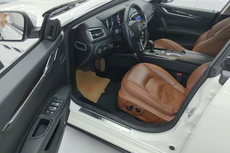 Used Maserati Ghibli 2017 3.0T Standard Edition Driver Seat