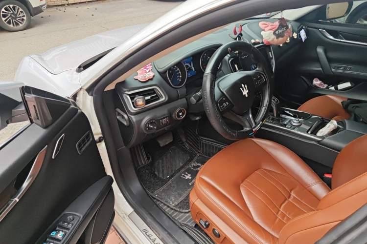 Used Maserati Ghibli 2017 3.0T Standard Edition Driver Seat