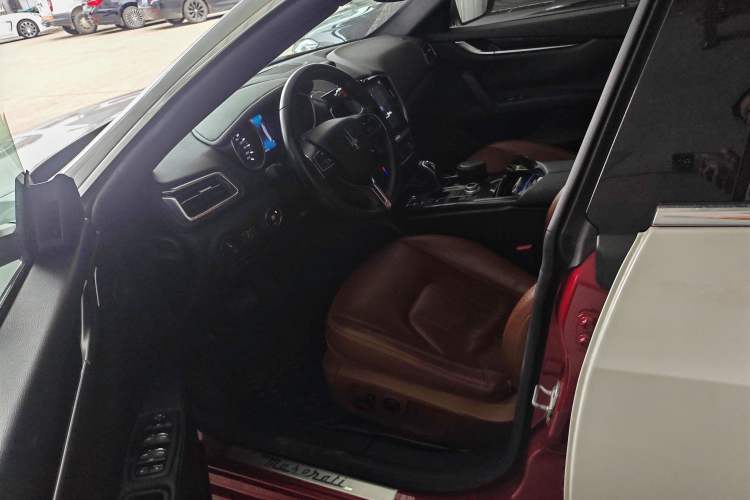 Used Maserati Ghibli 2017 3.0T Standard Edition Driver Seat