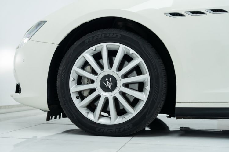 Used Maserati Ghibli 2017 3.0T Standard Edition Exterior 6