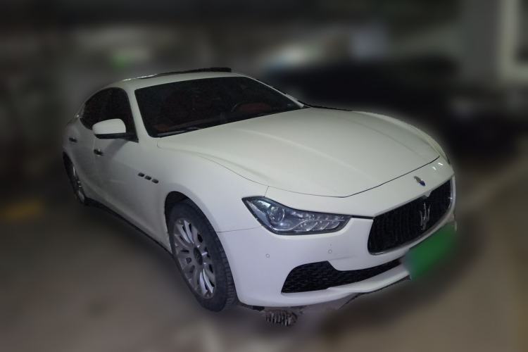 Used Maserati Ghibli 2017 3.0T Standard Edition Front Right 45 Deg