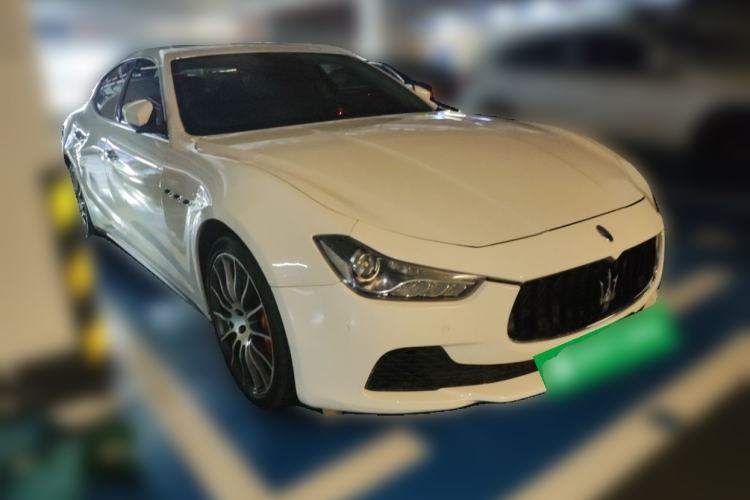 Used Maserati Ghibli 2017 3.0T Standard Edition Front Right 45 Deg
