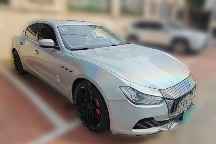 Used Maserati Ghibli 2017 3.0T Standard Edition Front Right 45 Deg