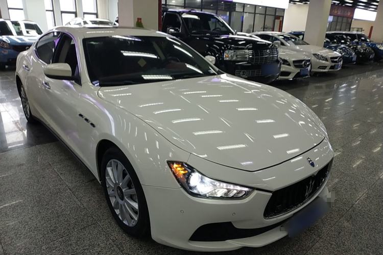 Used Maserati Ghibli 2017 3.0T Standard Edition Front Right 45 Deg