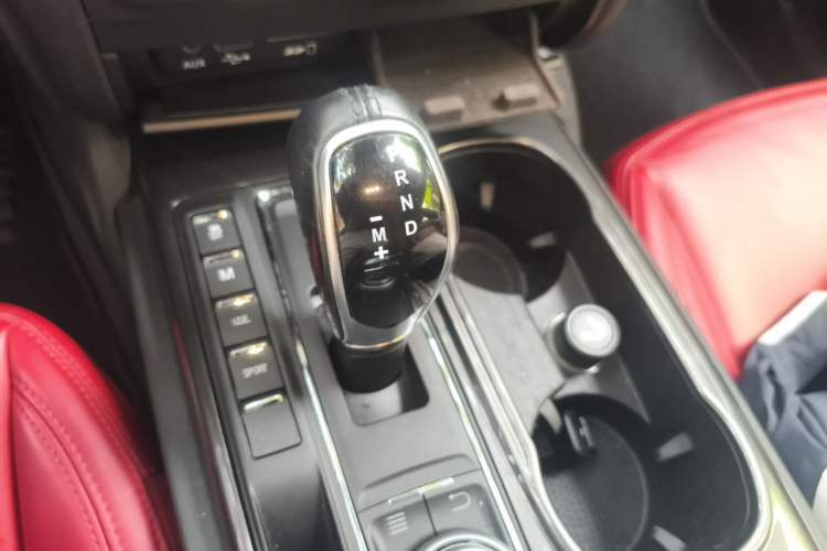 Used Maserati Ghibli 2017 3.0T Standard Edition Gear Lever