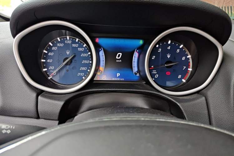 Used Maserati Ghibli 2017 3.0T Standard Edition Instrument Cluster