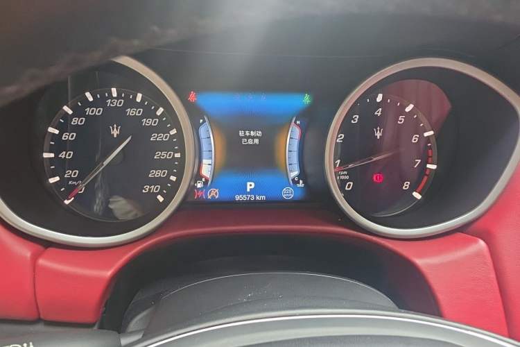 Used Maserati Ghibli 2017 3.0T Standard Edition Instrument Cluster