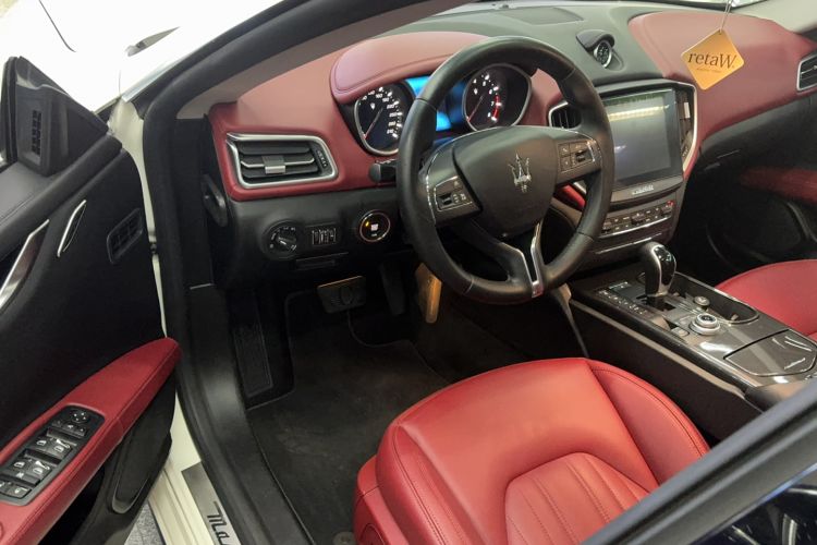 Used Maserati Ghibli 2017 3.0T Standard Edition Interior 2