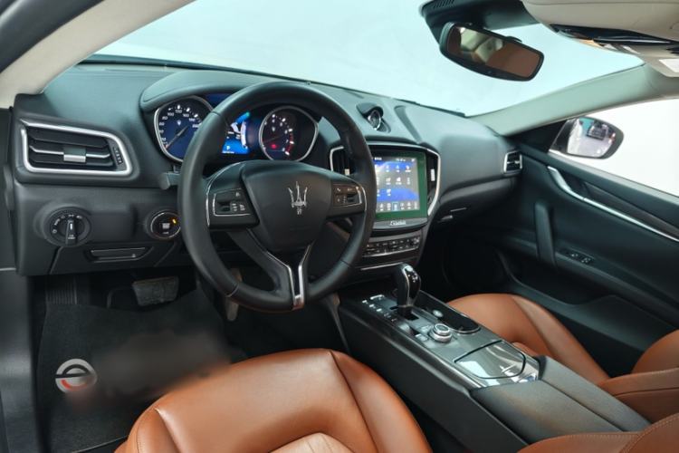 Used Maserati Ghibli 2017 3.0T Standard Edition Interior 4