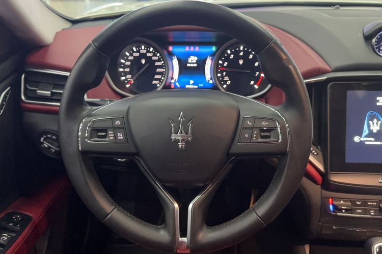 Used Maserati Ghibli 2017 3.0T Standard Edition Interior 4