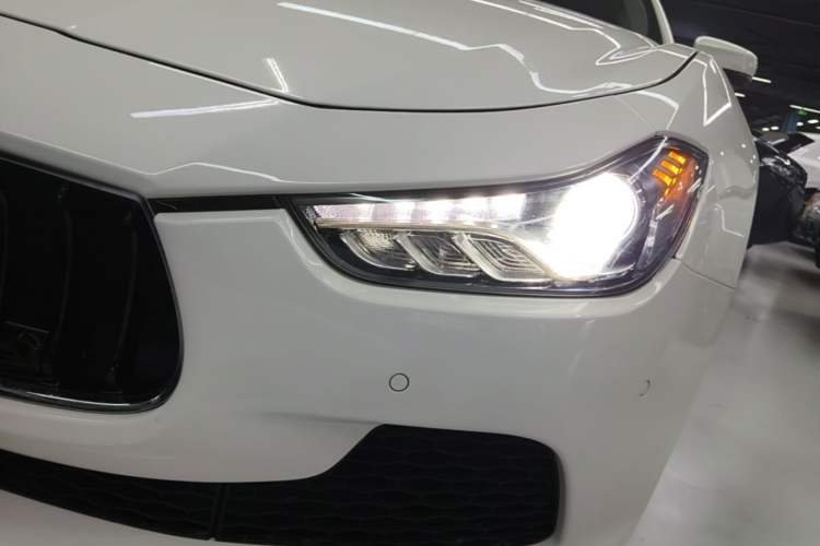 Used Maserati Ghibli 2017 3.0T Standard Edition Left Front Headlight