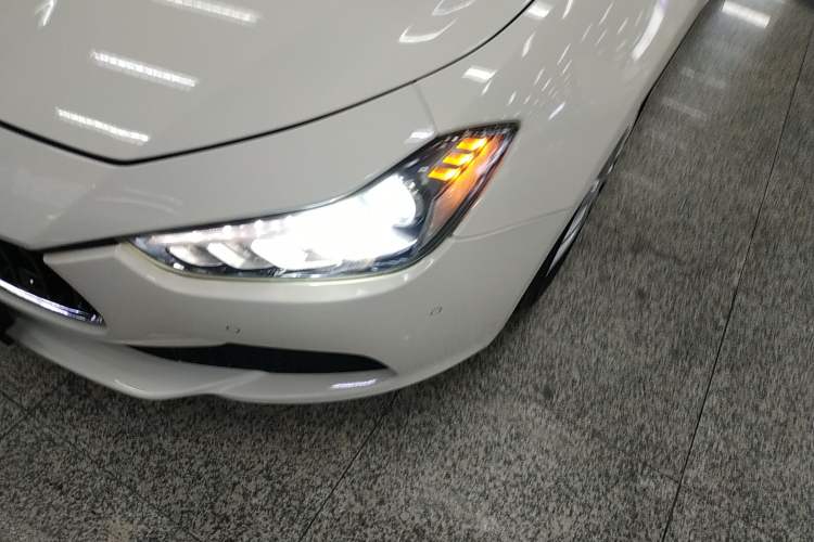 Used Maserati Ghibli 2017 3.0T Standard Edition Left Front Headlight