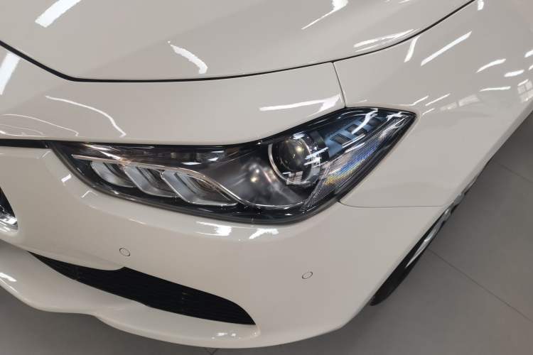 Used Maserati Ghibli 2017 3.0T Standard Edition Left Front Headlight