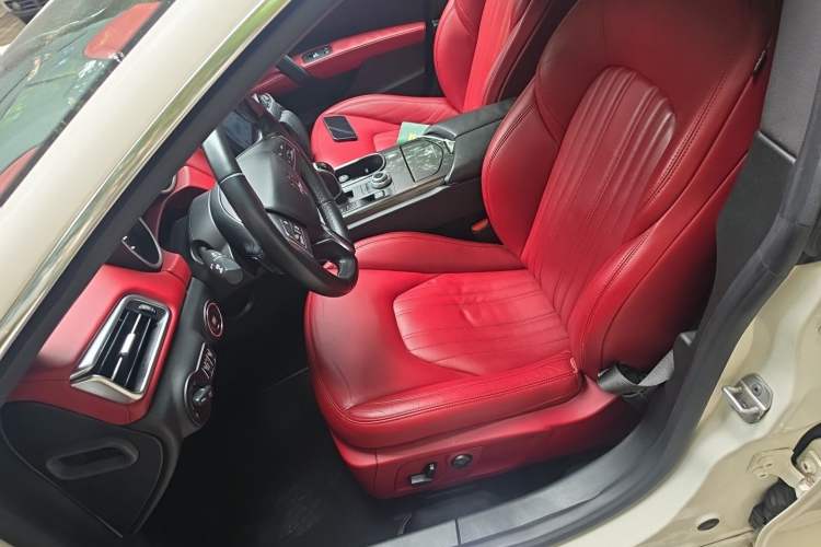 Used Maserati Ghibli 2017 3.0T Standard Edition Left Front Seat