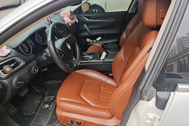 Used Maserati Ghibli 2017 3.0T Standard Edition Left Front Seat