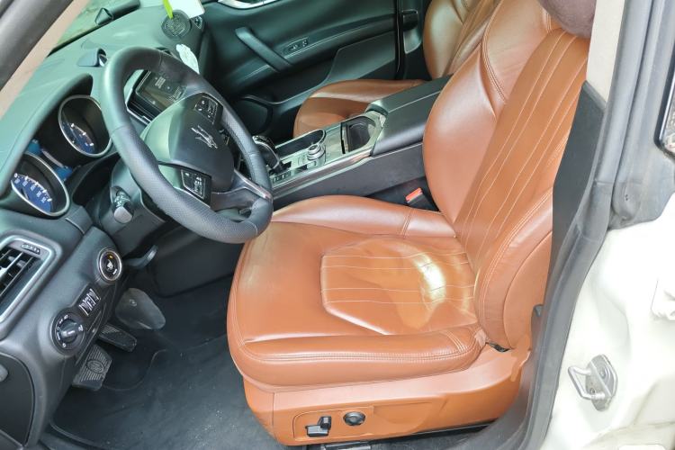 Used Maserati Ghibli 2017 3.0T Standard Edition Left Front Seat