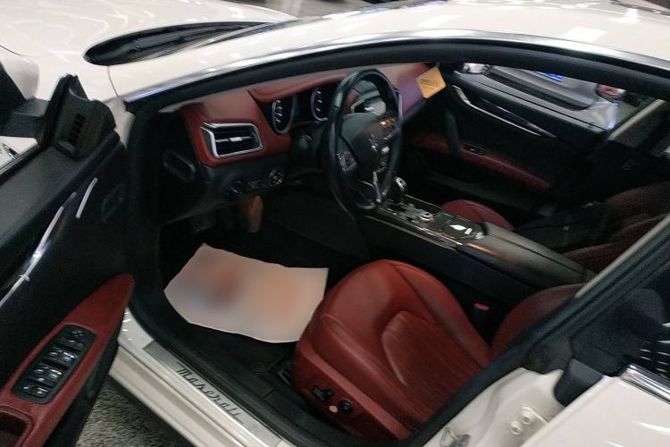 Used Maserati Ghibli 2017 3.0T Standard Edition Left Front Seat