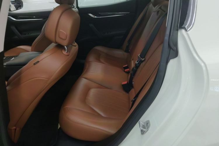 Used Maserati Ghibli 2017 3.0T Standard Edition Left Rear Seat