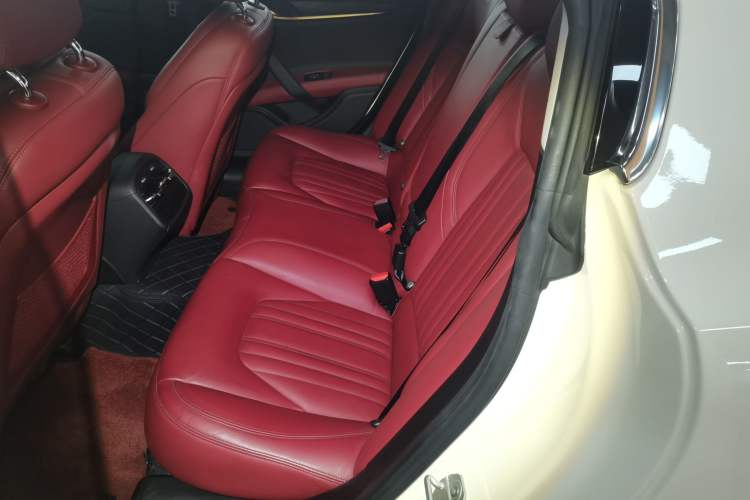 Used Maserati Ghibli 2017 3.0T Standard Edition Left Rear Seat