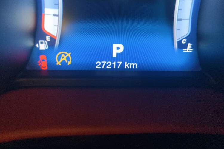 Used Maserati Ghibli 2017 3.0T Standard Edition Odometer Close Up