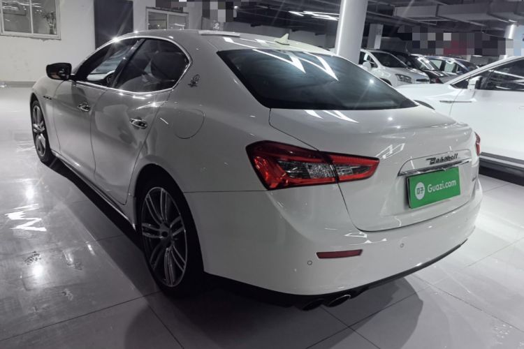 Used Maserati Ghibli 2017 3.0T Standard Edition Rear Left 45 Deg