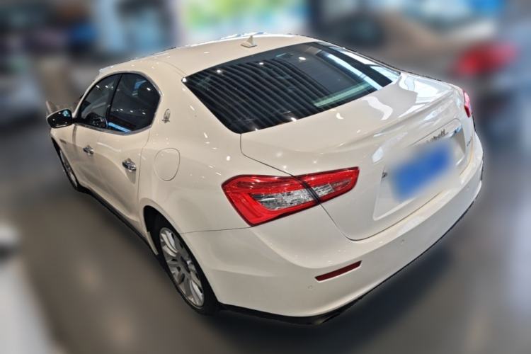 Used Maserati Ghibli 2017 3.0T Standard Edition Rear Left 45 Deg